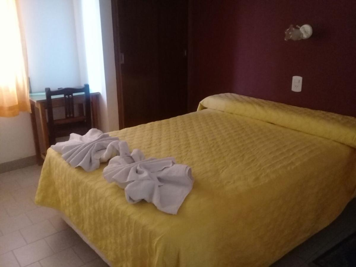 Hotel Daives Termas de Río Hondo Exteriör bild